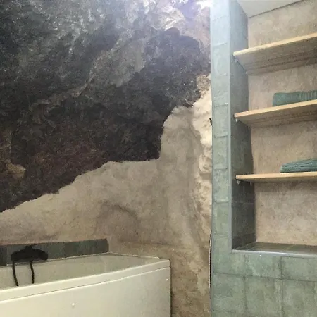 Appartamento Contemporary Cave House *